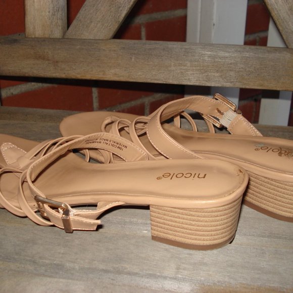 CREAM/BEIGE FLIP FLOPS/SANDALS SIZE 10M - Picture 2 of 6